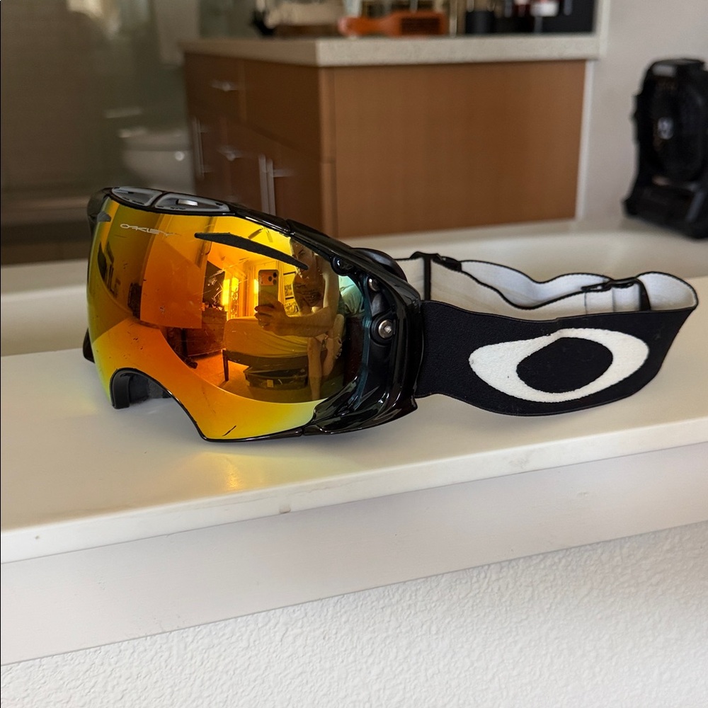 Oakley Airbrake Polycarbonate Goggles (Jet Black/Fire Iridium)